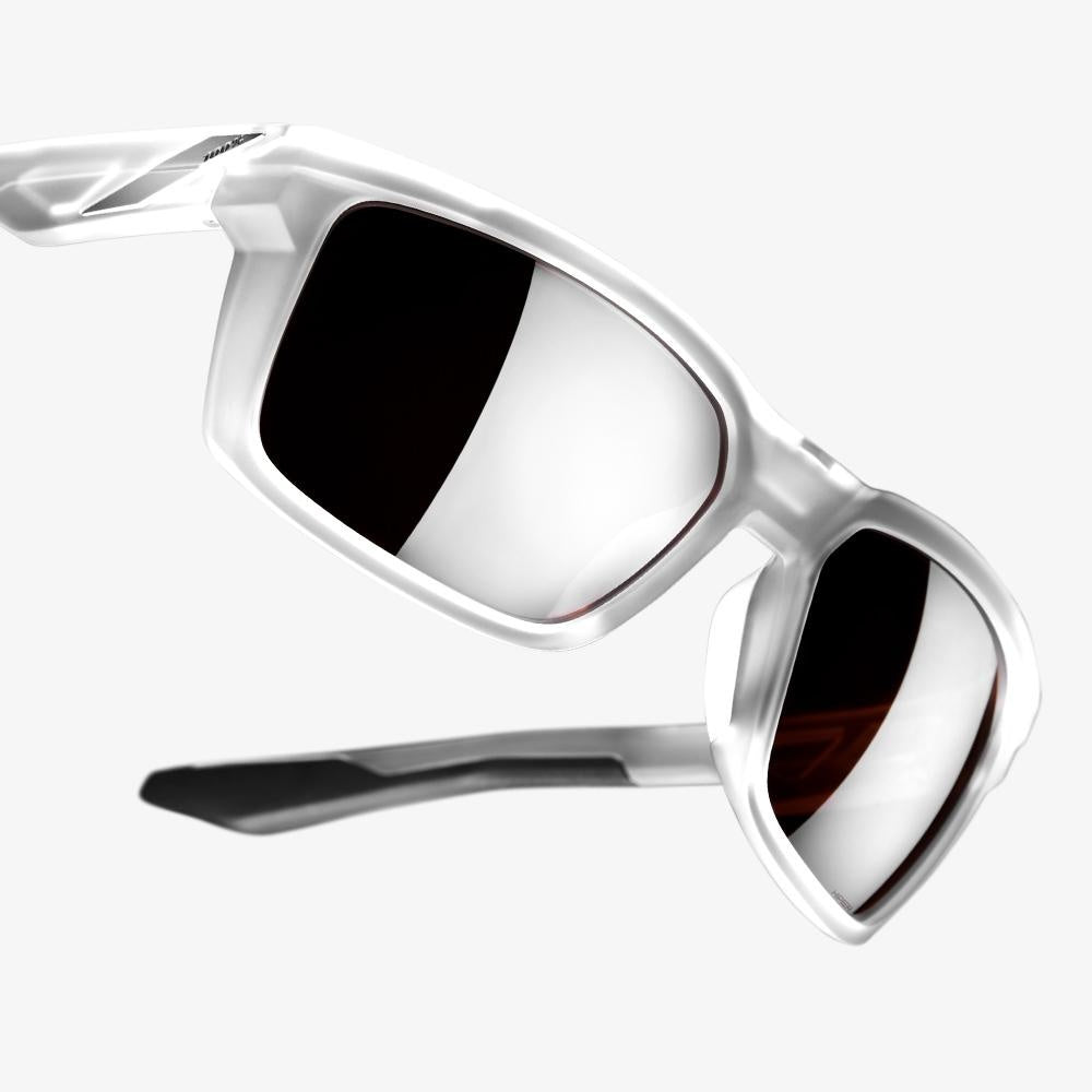 100%  DAZE Matte Translucent Crystal Clear - HiPER® Silver Mirror Lens