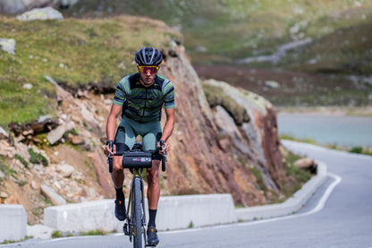 Ale Jersey Short Sleeves Off-Road Gravel Pathway